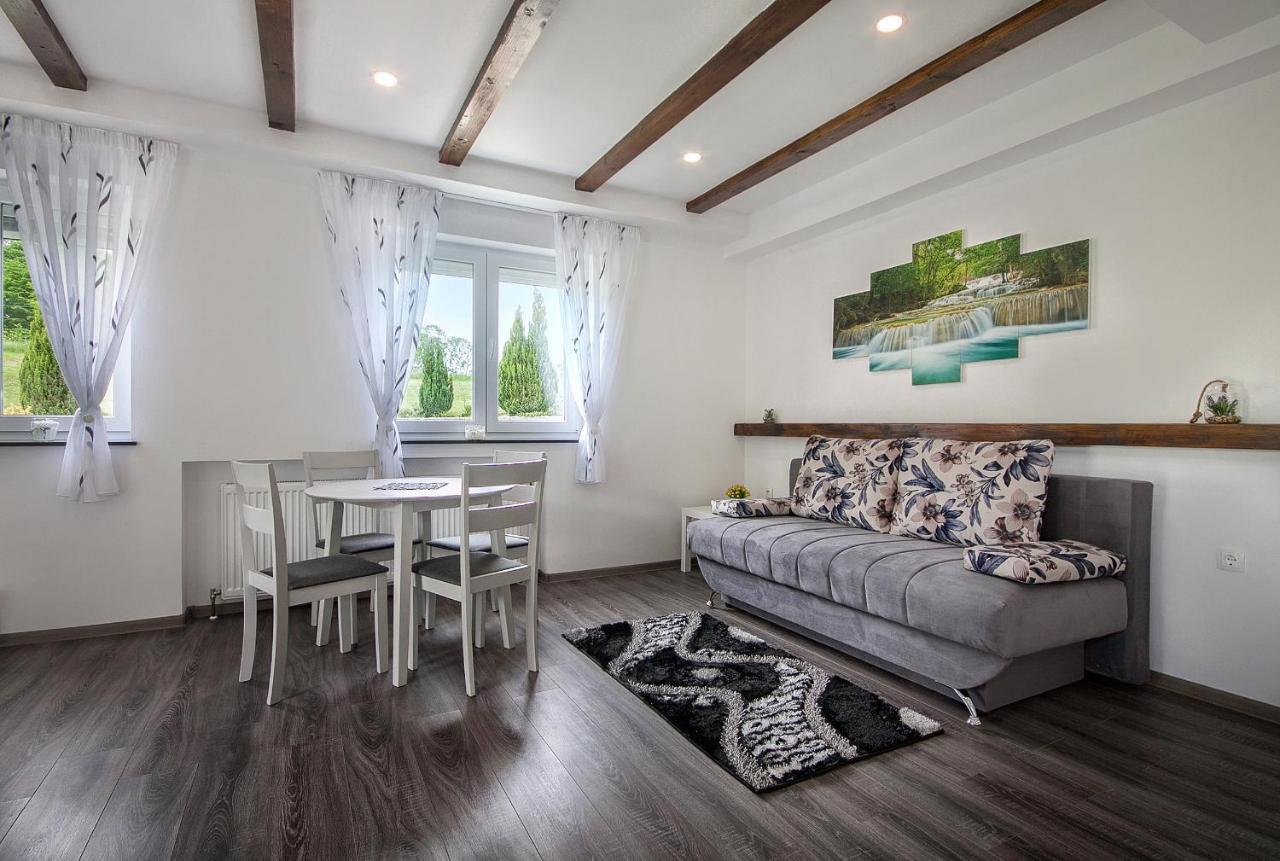 Čatrnja Studio Apartments Kaya מראה חיצוני תמונה